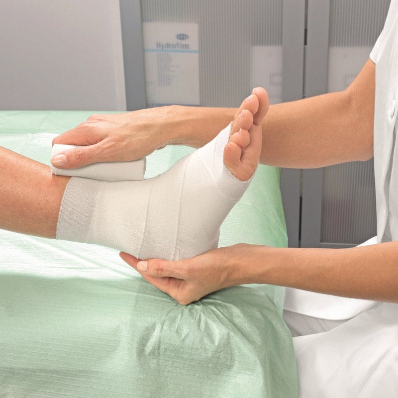 Hartmann Idealbinde, Cotton Crepe Bandage 8 cm Medvana UK