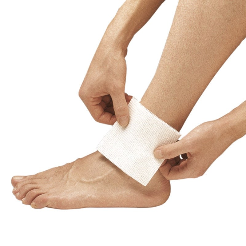 ES Non-Sterile Compresses 16-ply | 10 x 12.5 cm Medvana UK