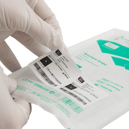 Fenestrated Surgical Drapes, Self-Adhering 45 x 75 cm Medvana UK