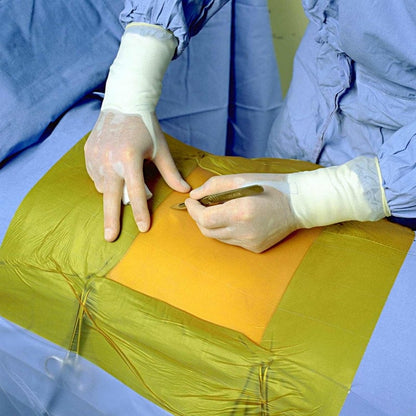 3M™ Ioban™ 2 Antimicrobial Incise Drape 10 x 10 cm