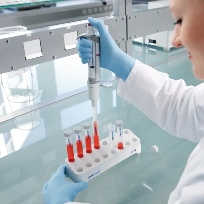 Eppendorf epT.I.P.S.® Reloads (PCR clean) 2 - 200 µL, 53 mm, yellow Medvana UK