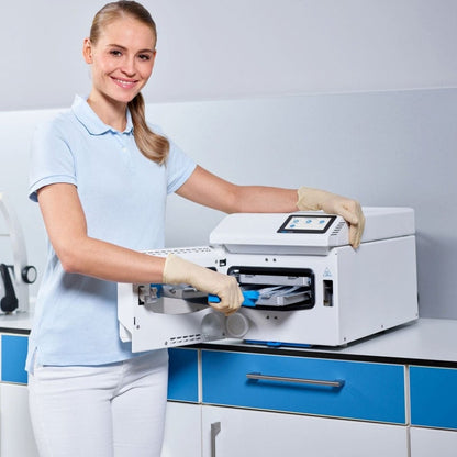 Vacuclave® 305 Medvana UK