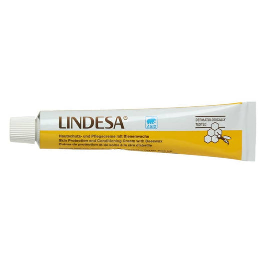 Lindesa with Beeswax Medvana UK