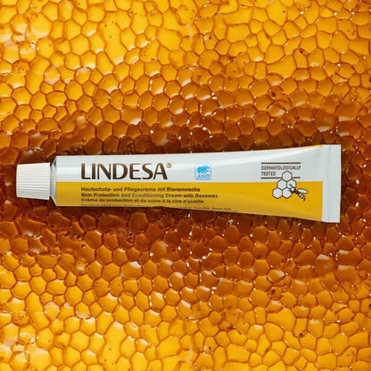 Lindesa with Beeswax Medvana UK