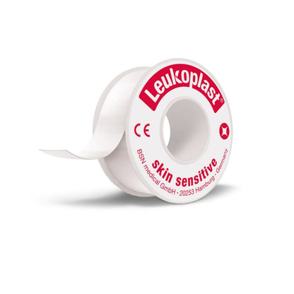 Leukoplast® skin sensitive 2.6m x 2.5cm | with protective ring Medvana UK