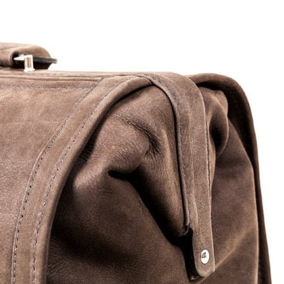 Dürasol Primus Doctor's Bag water buffalo | dark brown Medvana UK